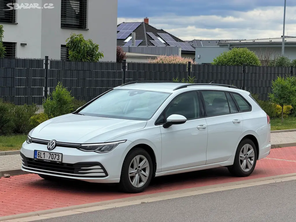 Volkswagen Golf Variant 1.5tsi 110kw DSG, CZ, DPH